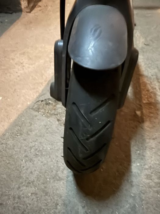 Електрическа тротинетка Xiaomi Mi Electric Scooter 1S