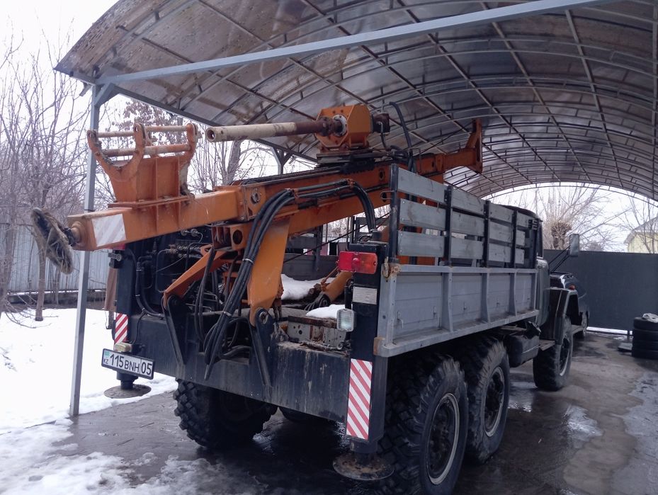 ПРОДАМ буровой машина