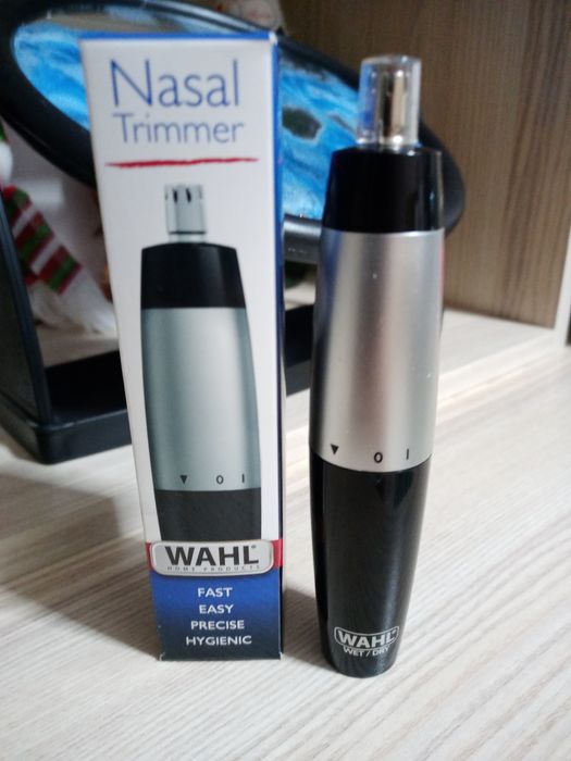 Тример за нос и уши Wahl 05642-135, Батерия AA, Черен/Сребрист