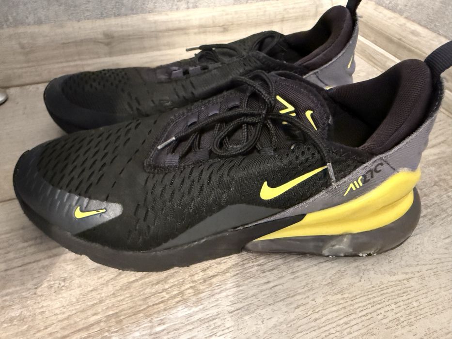 Обувки и сандали на промоция