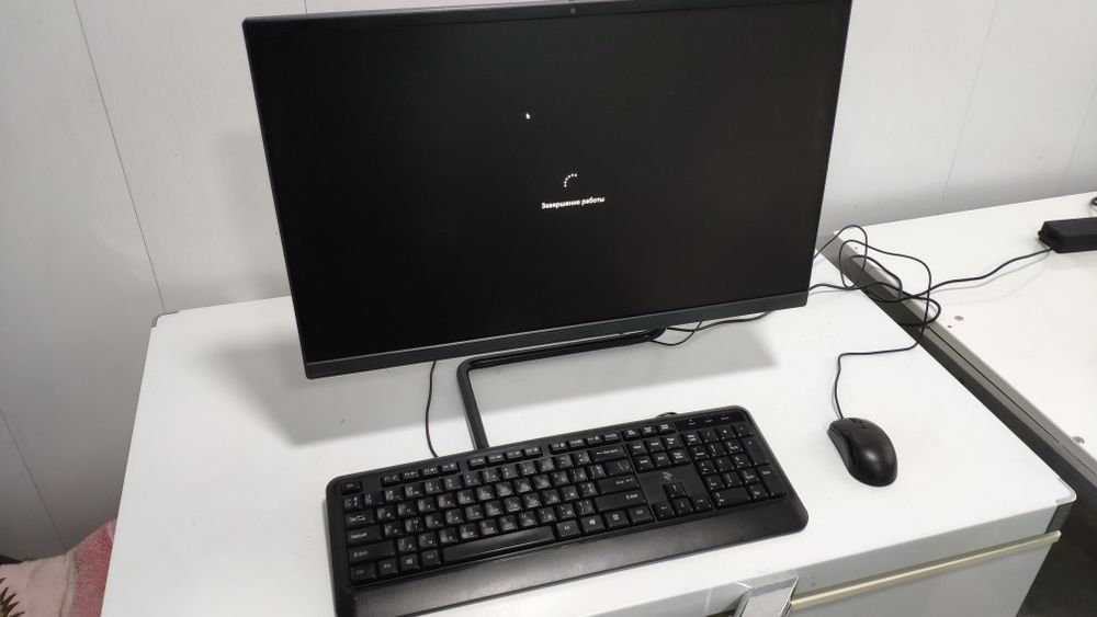 Lenovo моноблок компьютер состояния отличное intel core i3