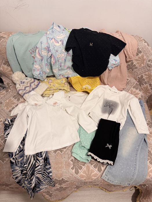 Продам пакет вещей на девочку