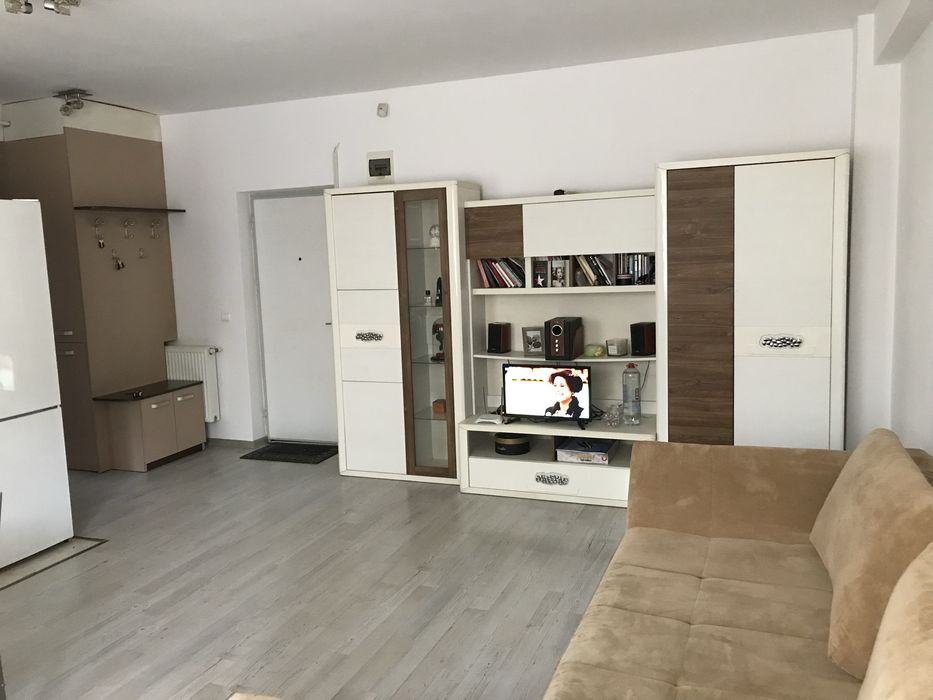 Dau in chirie apartment Valea Gârbaului in zona vivo