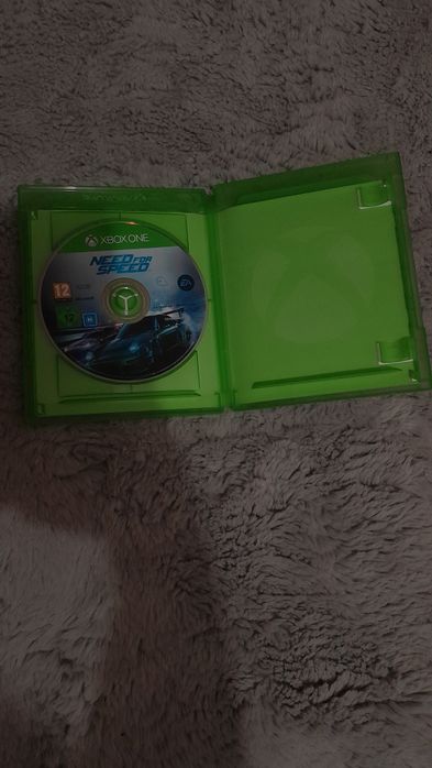 Vând Need for Speed pentru Xbox one