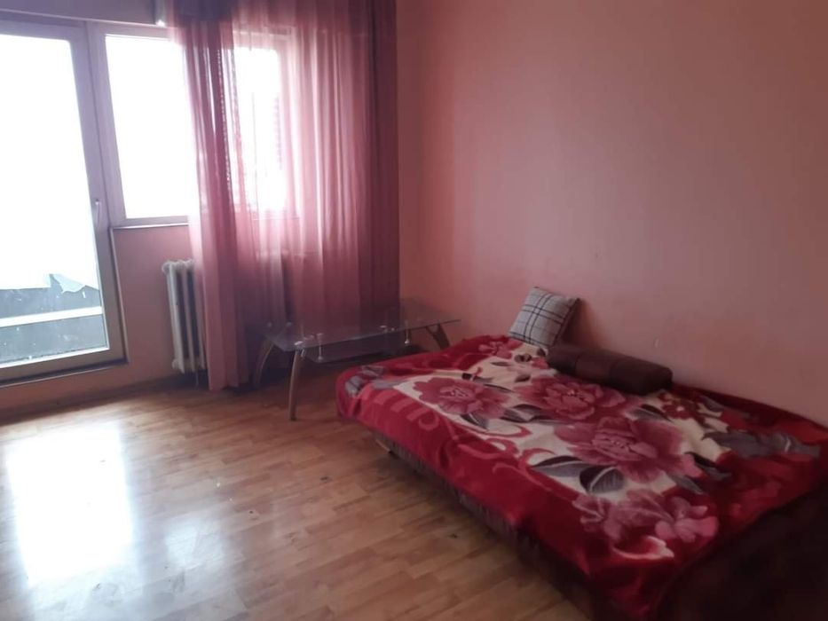 Super apartament cu 4 camere in București — fotografia 2