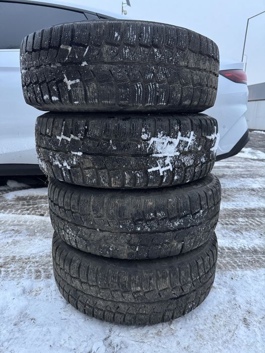 Зимние шины 195.65.R15
