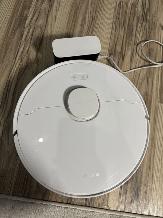 Робот пылесос от dream (Мусабек)