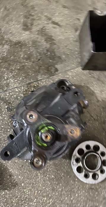 Vând grup diferențial BMW e87 2004:2010 IN STARE PERFECTĂ