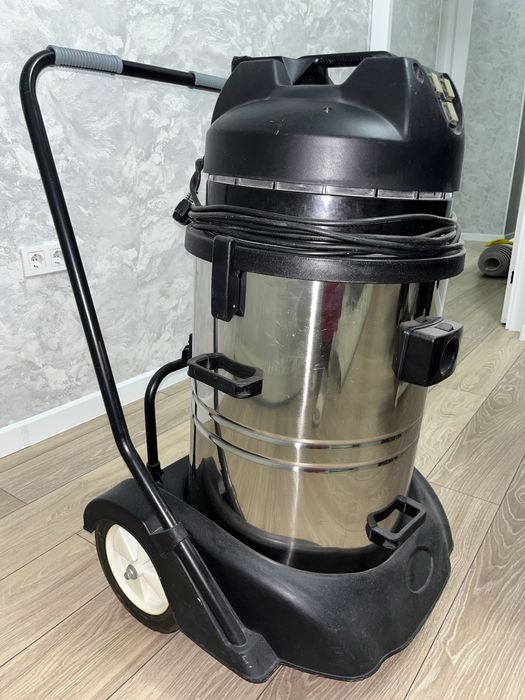 Пылесос для химчистки авто Б/у