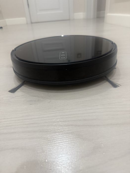 Робот пылесос lydsto