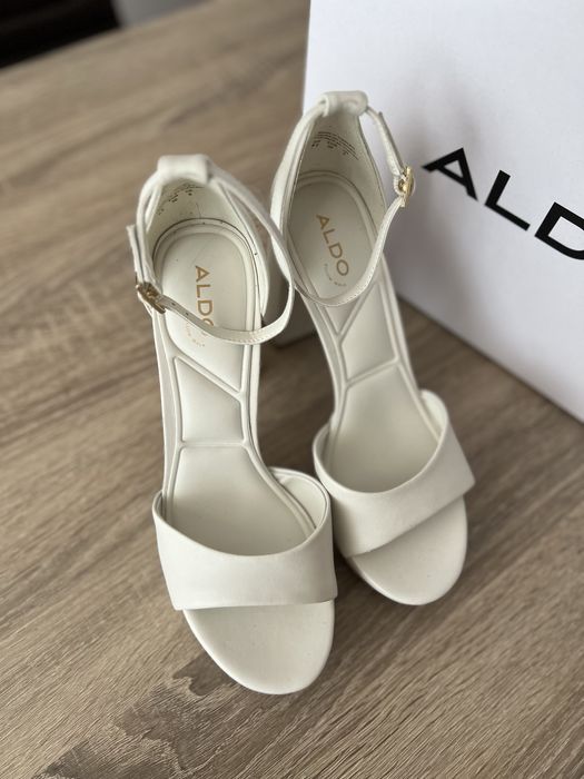 Sandale albe Aldo 39