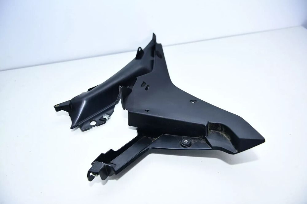 Carena lateral stanga BMW R1200RS R 1200 RS 2015 - 2018