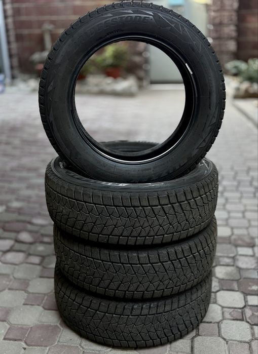 Шины Bridgestone Blizzak DM-V2, липучка