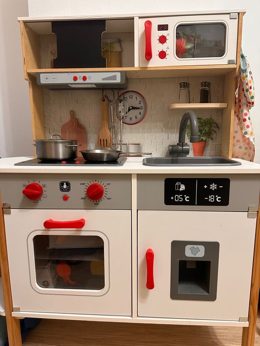 Дървена детска кухня