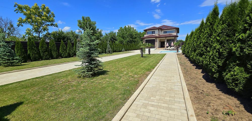 Vilă de lux + piscină