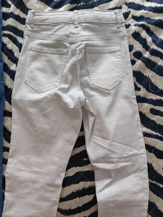 Дънки  S размер за слабо момиче