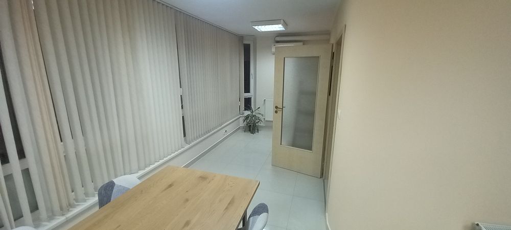 Офис Под Наем Севлиево ЖК Юг 21  40м²