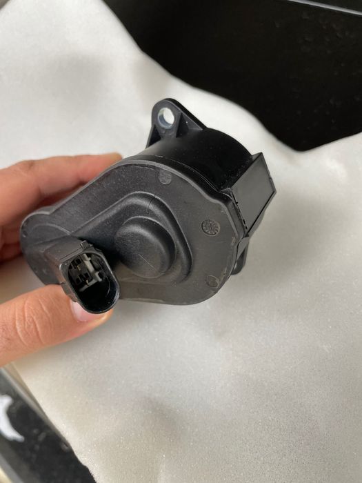 Моторче за електронна ръчна спирачка EPB за VW, Audi, Seat