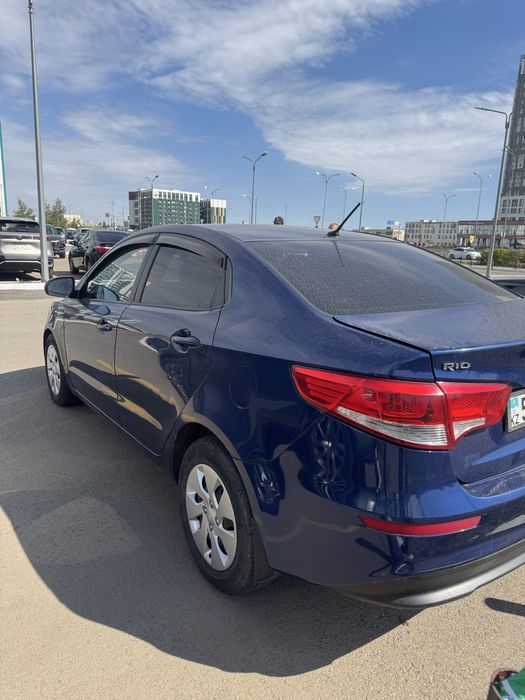 KIA RIO 2015г. 1.6л Автомат