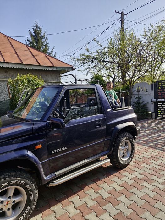 Suzuki Vitara.  1,6 16 valve