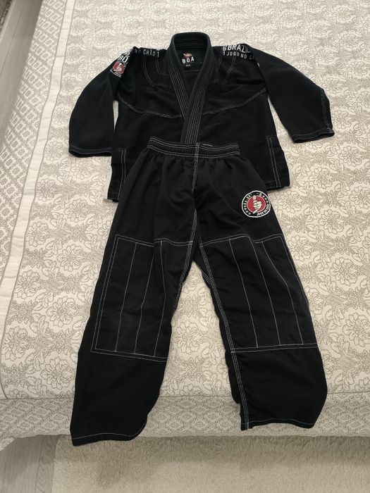 Продам кимоно для Джиу джитсу
