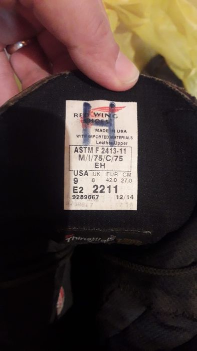 Продам спец обувь зимнии