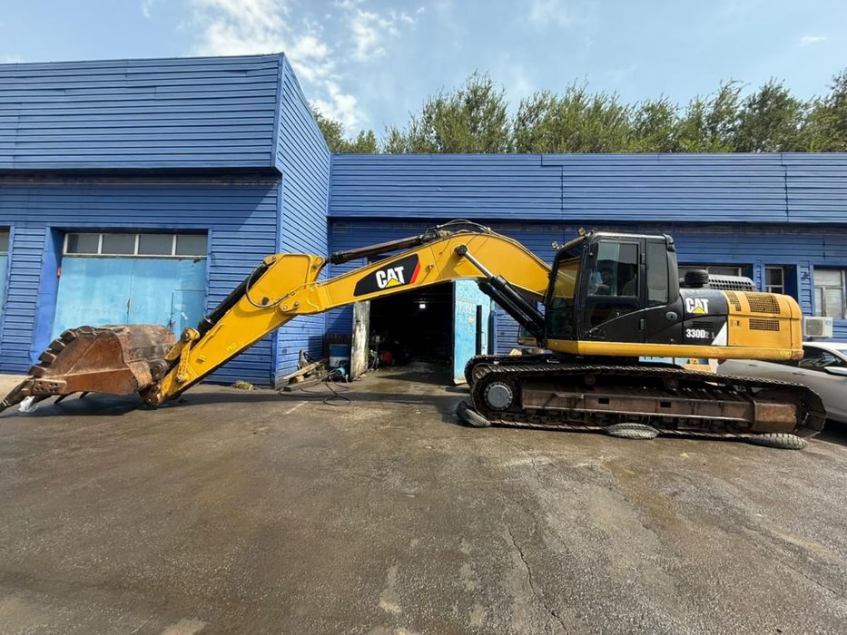 Аредна гусеничных эксковаторов