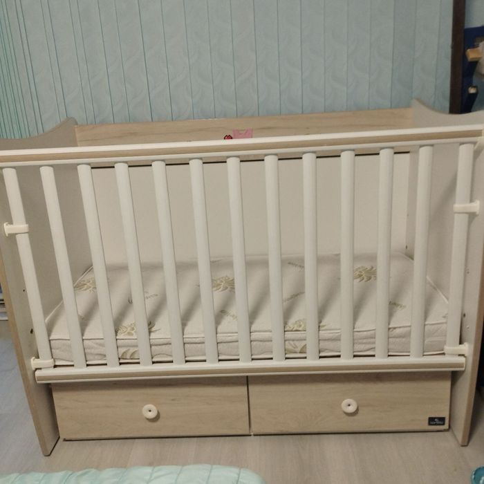 Бебешко легло с люлеещ механизъм 60/120