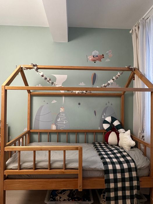 Pat copii căsuță.Urgent!