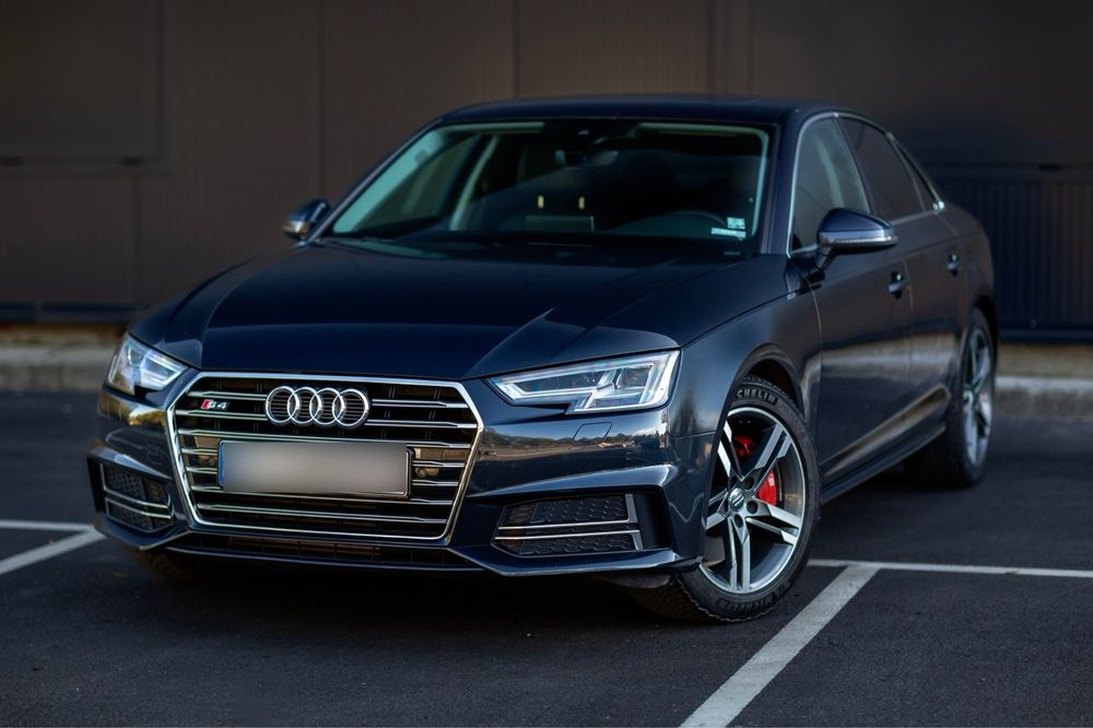 Audi A4 B9 2.0 TFSI