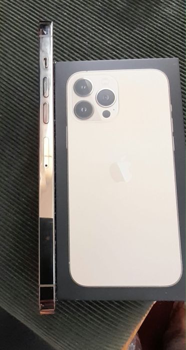Vand iPhone 13 Pro Max Gold /256GB/stare buna/Bateria 77%