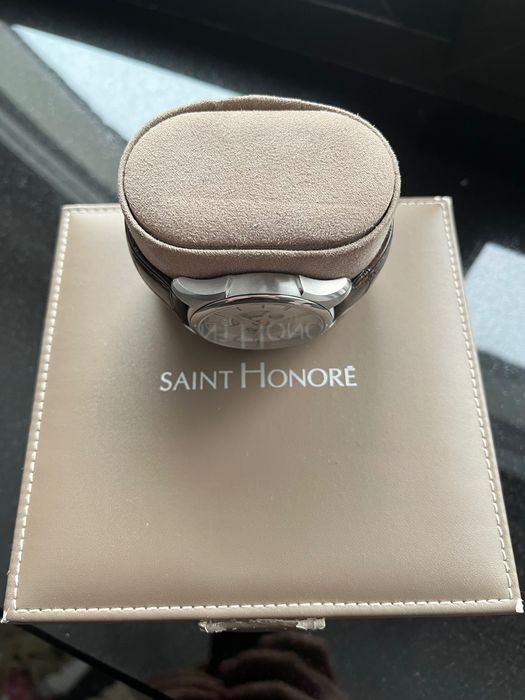 Ceas automatic, Saint Honore