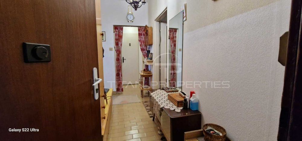 Продава се Тристаен апартамент в Пловдив, Изгрев - 90 кв.м за 1012 €/кв.м - Снимка #6