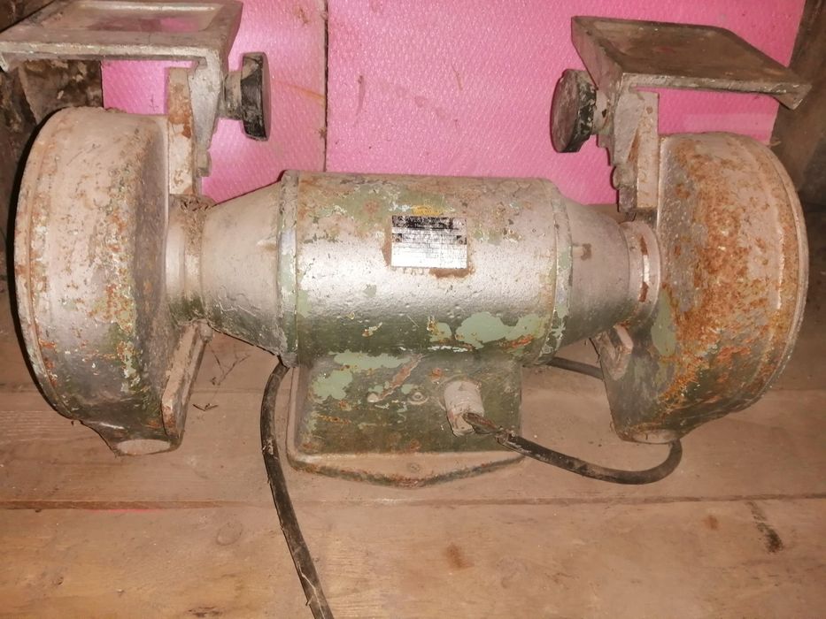 Трифазен Шмиргел