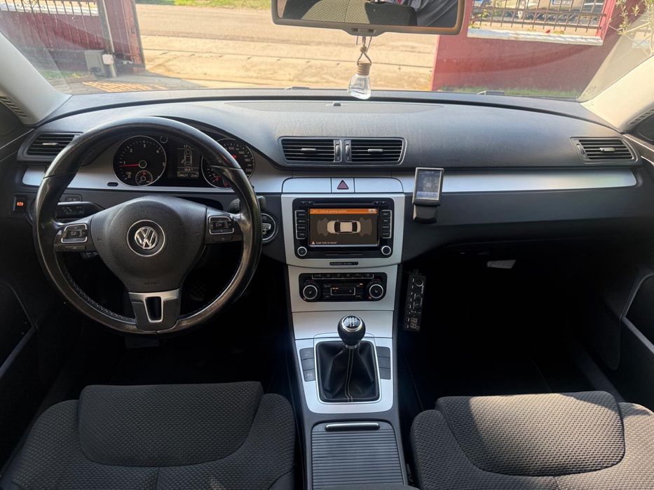 VOLKSWAGEN Passat 2009 — imagine 4