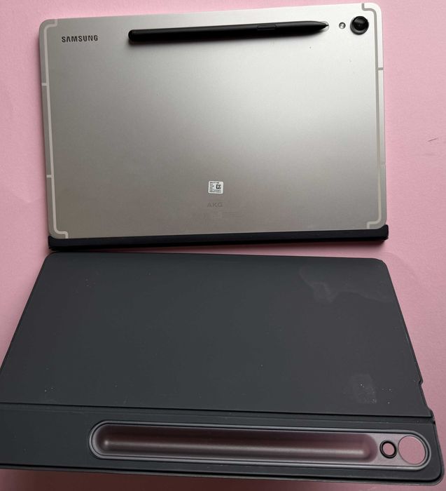 Galaxy Tab S9 5G 256GB + аксесоари