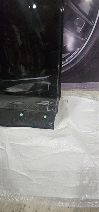 BYD eshik sotiladi radnoy eshik pitno bóladigan