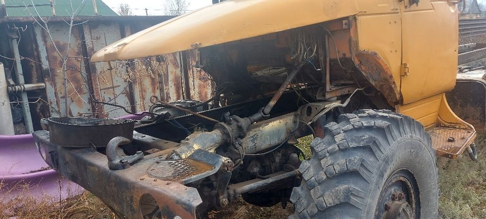 Продам урал 375 без двигателя