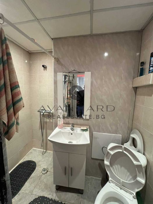 Продава се Тристаен апартамент в Пловдив, Тракия - 72 кв.м за 1903 €/кв.м - Снимка #4