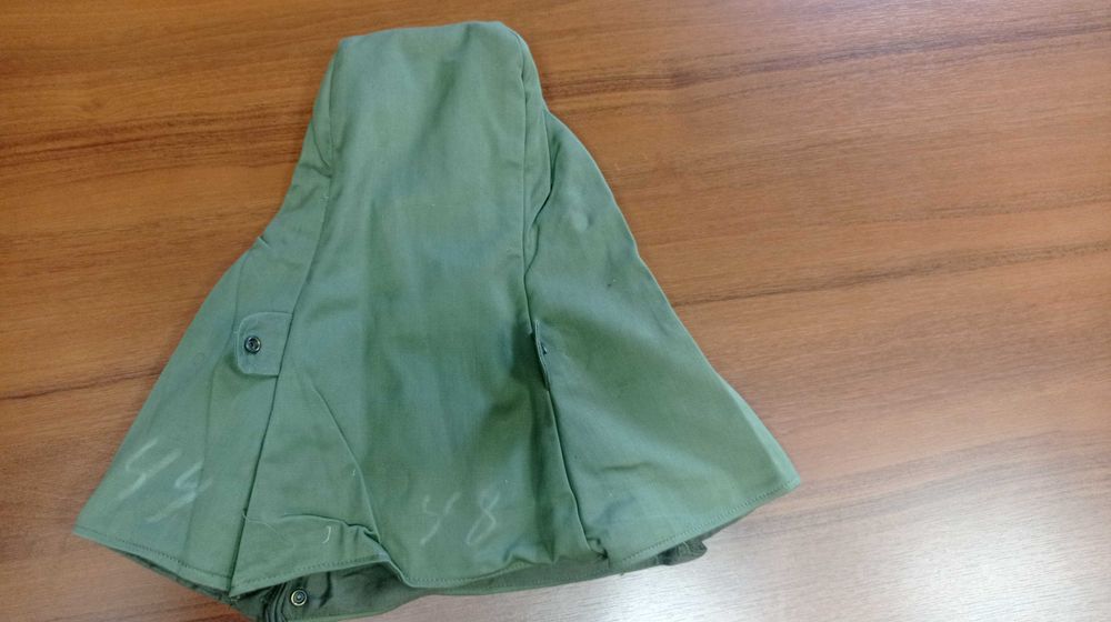 Защитен екраниращ гащеризон с подвижна качулка