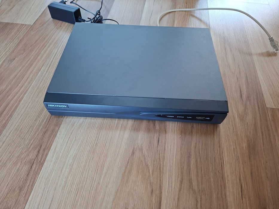 Sistem supraveghere video Hikvision