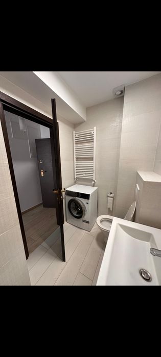 Inchiriez apartament cu 1 cameră