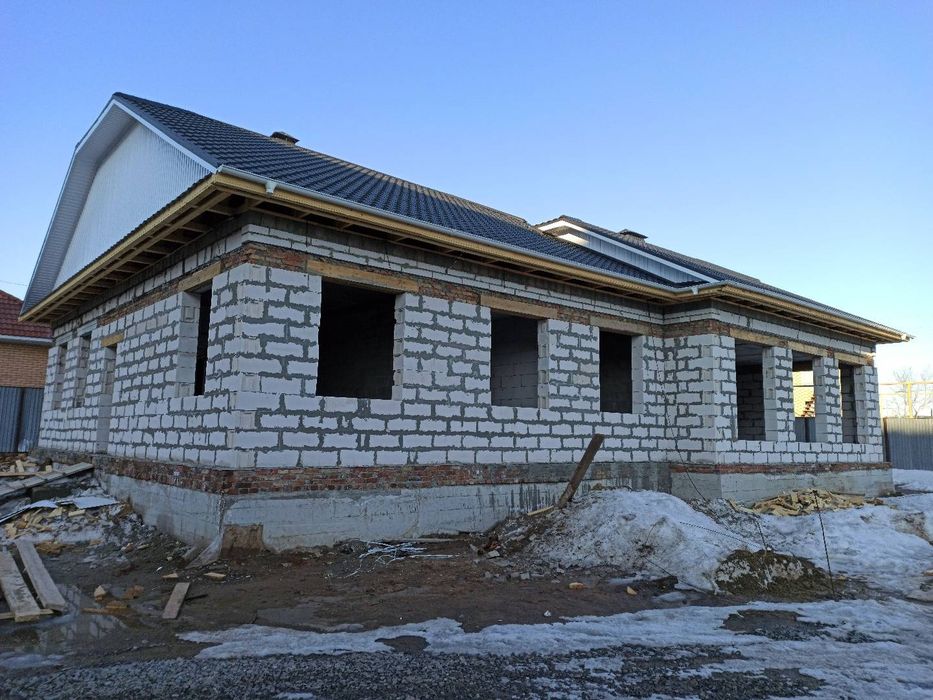 Бригада мастеров строителей