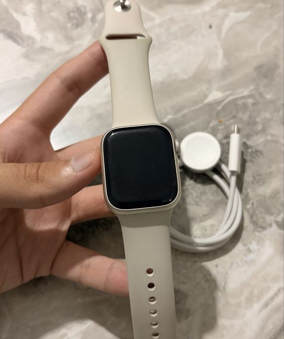 Apple Watch 8 41mm 100% Starlight