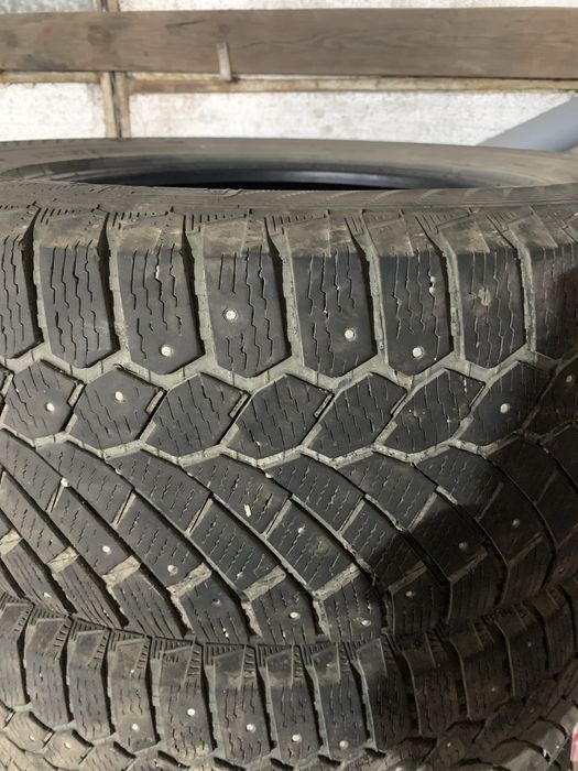 Резина зимняя 265/60 r18
