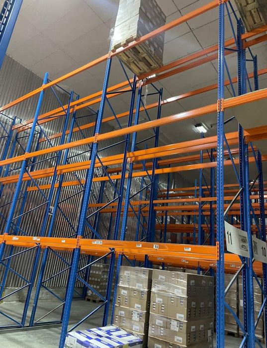 Rafturi metalice pentru depozitare paleti