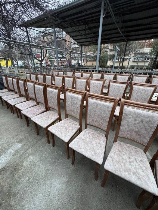 Stul b/u sotladi 200 xolati yaxshi.