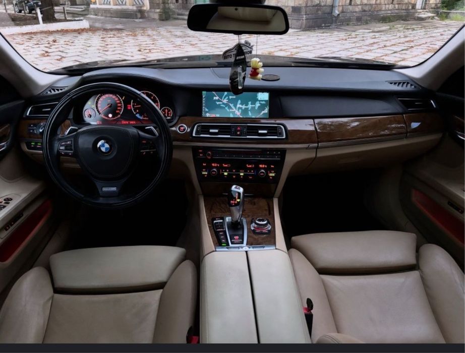 Dezmembrez bmw seria 7 f01 5butoane 730/740/750