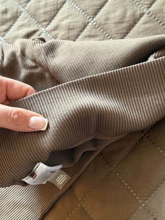 Дамски клин, чисто нов