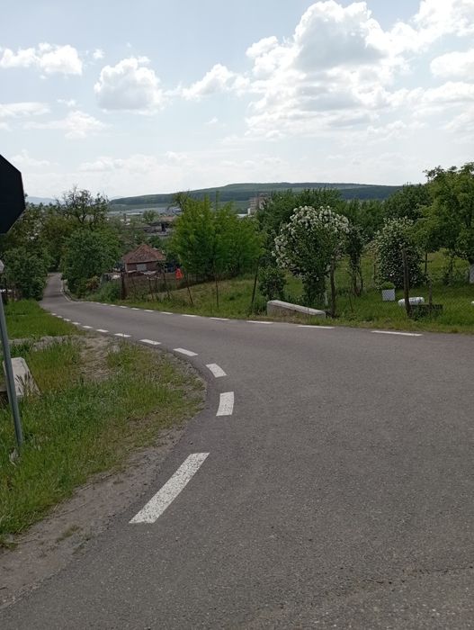 Vând teren intravilan în Crișeni Zalău